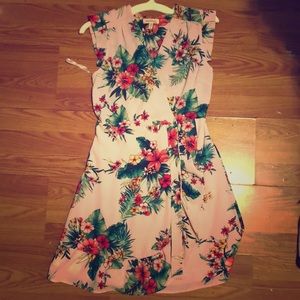 Knee-length, wrap dress